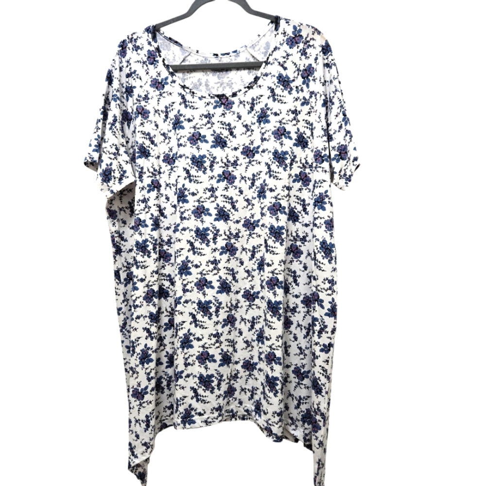 ``T25927 CW Classic Floral Print Tunic